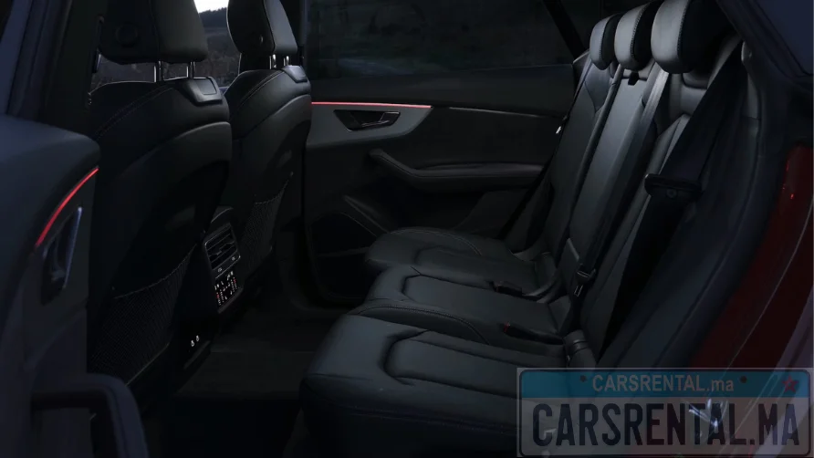 Audi Q8 vehicle image - 