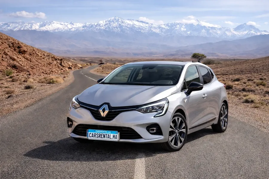 Ruta en coche de alquiler cerca del Atlas en Marruecos