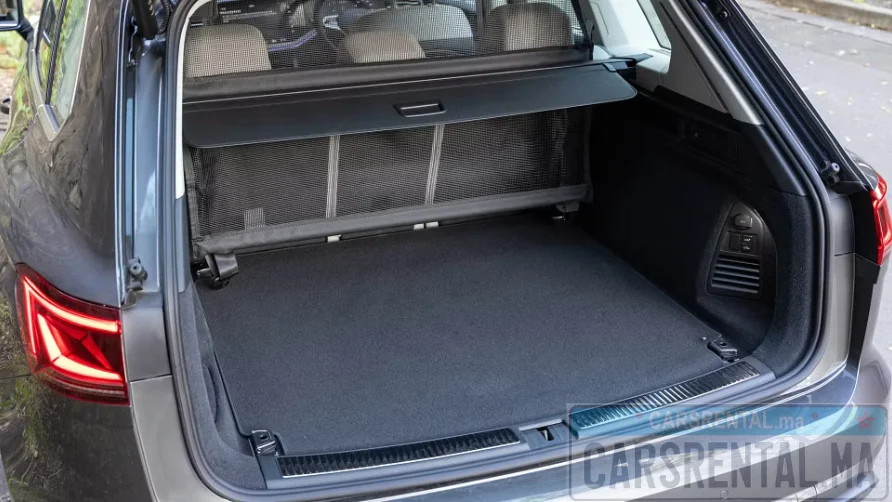 Volkswagen Touareg vehicle image - CarsRental