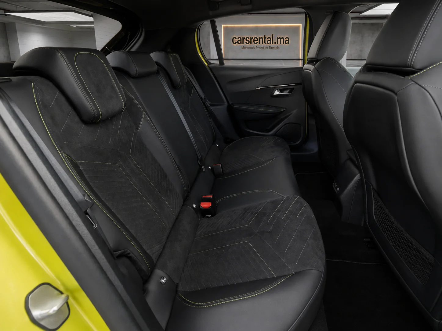 Peugeot 208 - photo 3