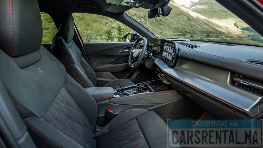 Audi Q3 vehicle image - 